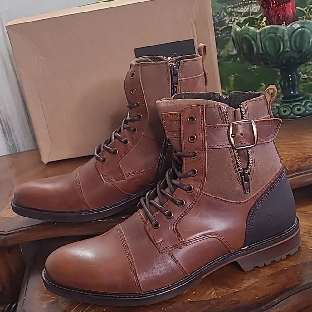 New in box! Bull Boxer 45 Mens 11.5 leather chukka lace up ankle boots cognac